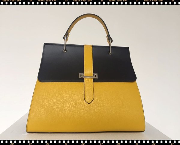 Borsa in vera pelle bicolore nero/giallo. ( 35x28x14 )