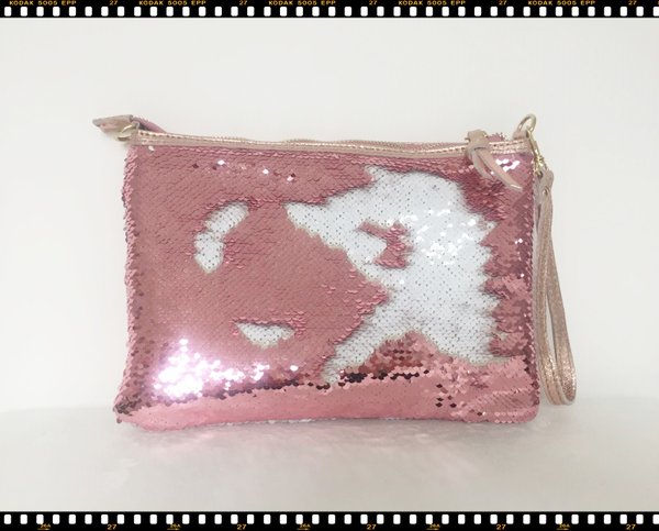 Pochette in paillettes bicolore rosa/bianca. (26x19x2 )