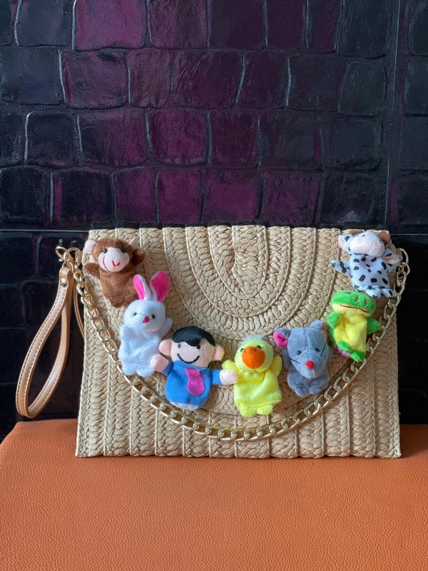 Pochette in raffia con Animal Puppet colorati. Hand Made.