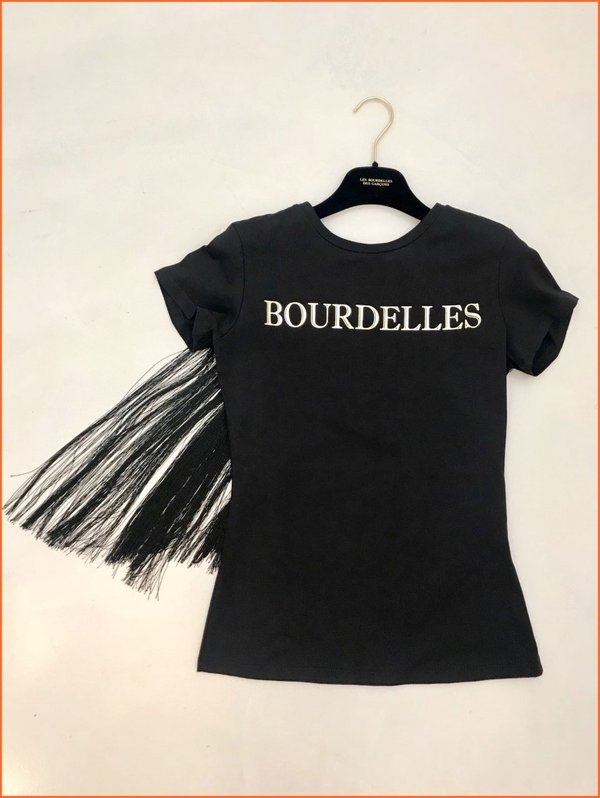 T-shirt nera con frange dietro. Les Bourdelles Des Garcons.
