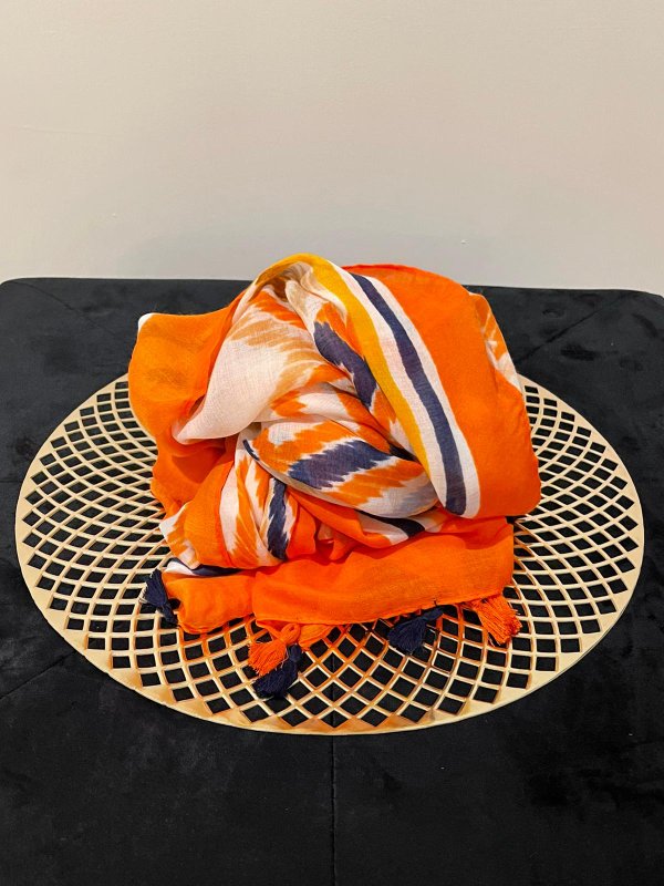 Foulard fantasia astratta arancio.