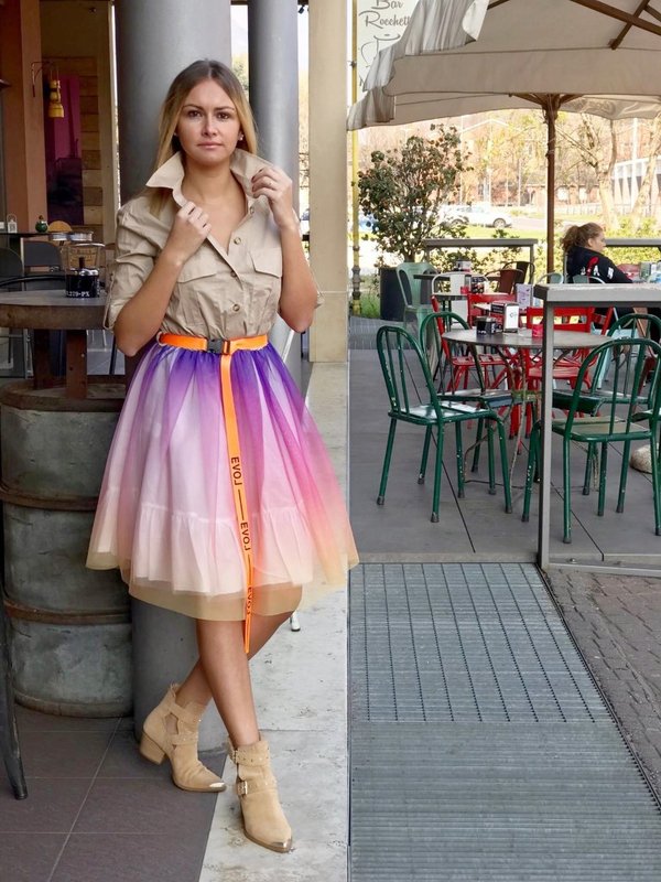 Abito con tulle e cintura fluo Maryley.