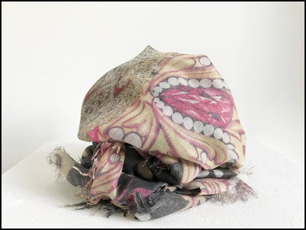 Pashmina in lurex fantasia collane multicolore. 