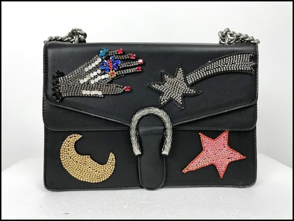 Borsa con tracolla catene con applicazioni stella. ( 28x19x7 )